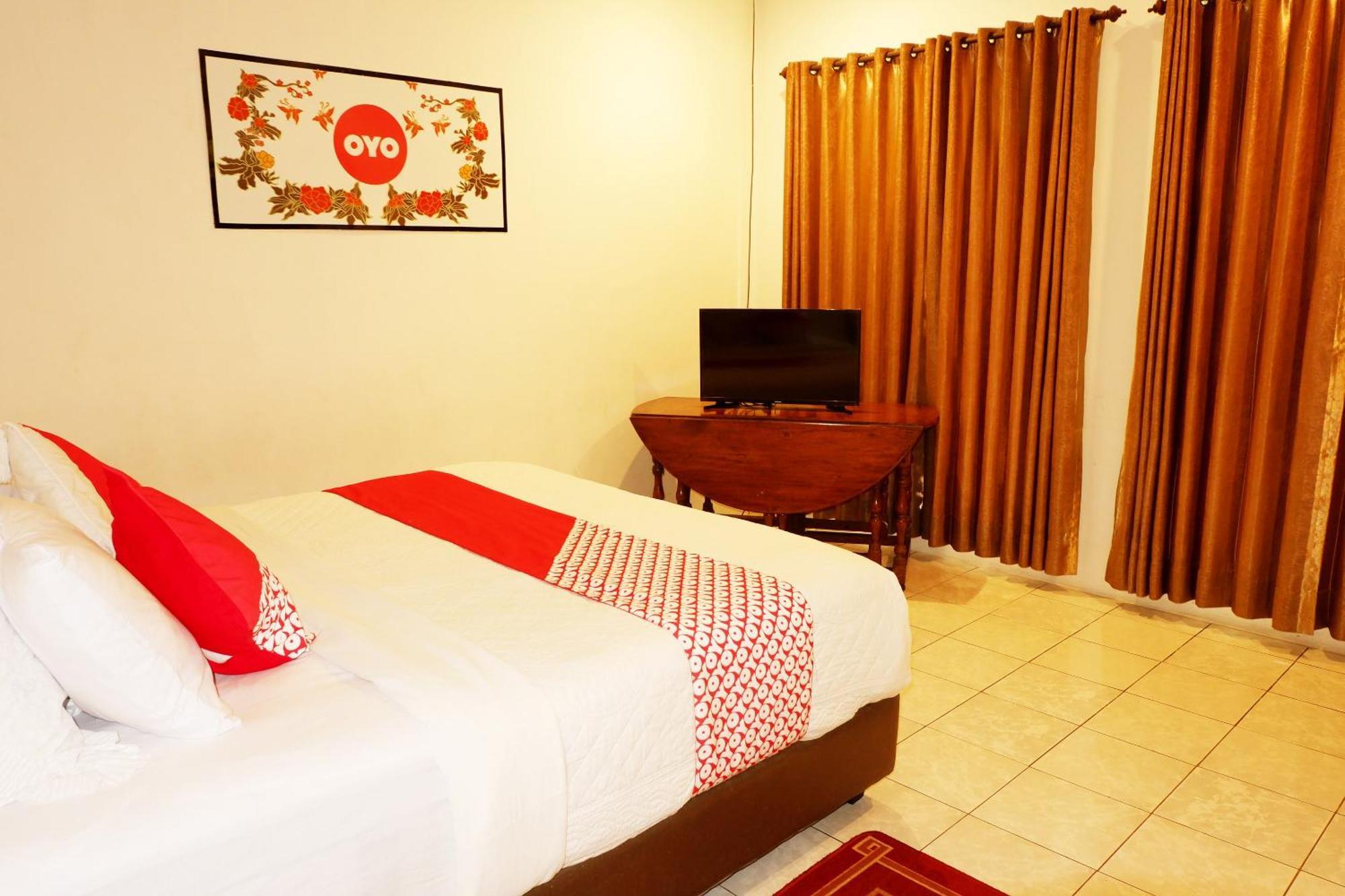 Cemara'S Homestay Batu  Exterior photo